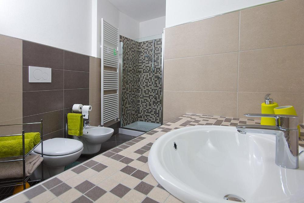 Il Sogno Bed & Breakfast Авио Екстериор снимка