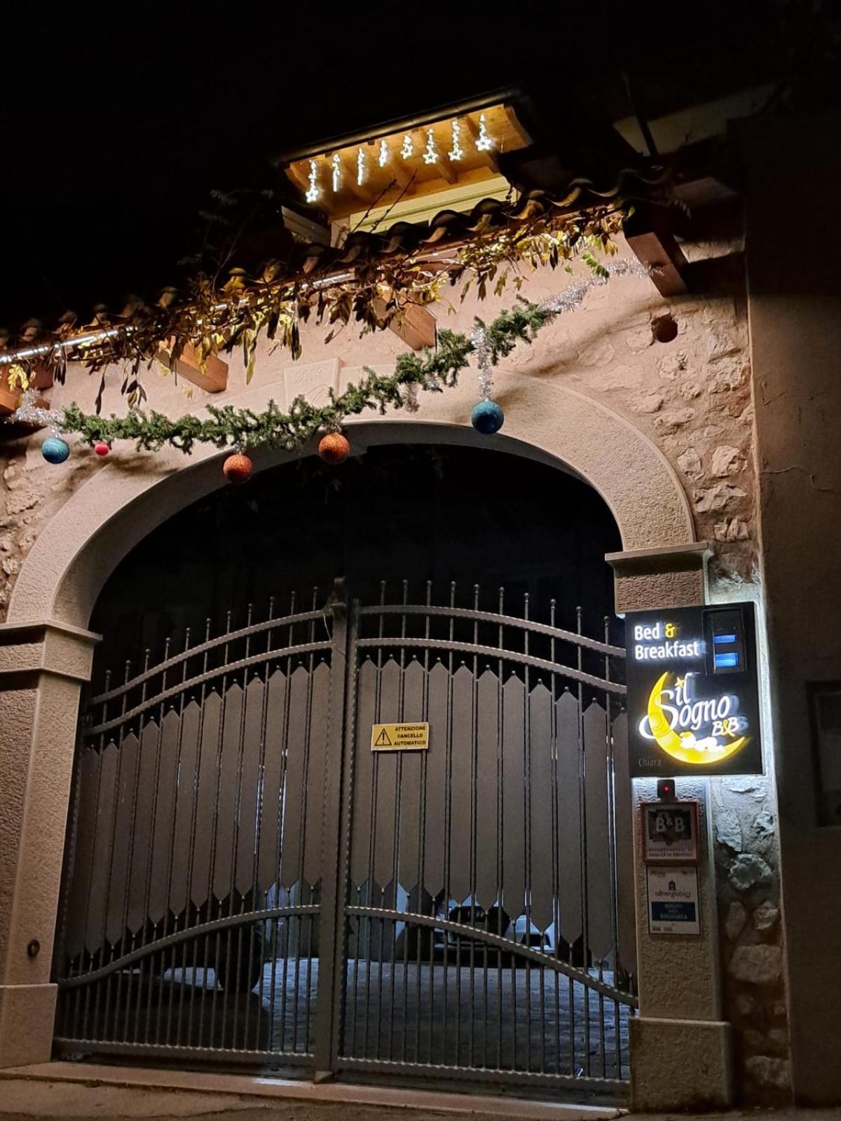 Il Sogno Bed & Breakfast Авио Екстериор снимка